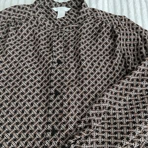 Long sleeve dressy top